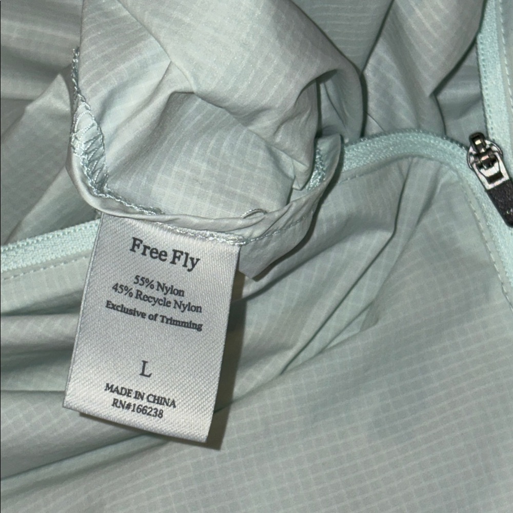 Free Fly Apparel Women’s Headwind Jacket in the color Tide Pool; Size Large - Picture 10 of 10
